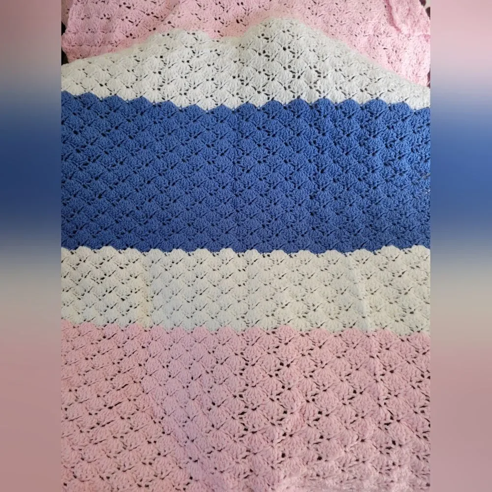 Crochet shells blue/white/pink handcrafted throw blanket size 46 x 42 inches